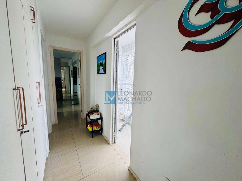 Apartamento à venda com 3 quartos, 110m² - Foto 6
