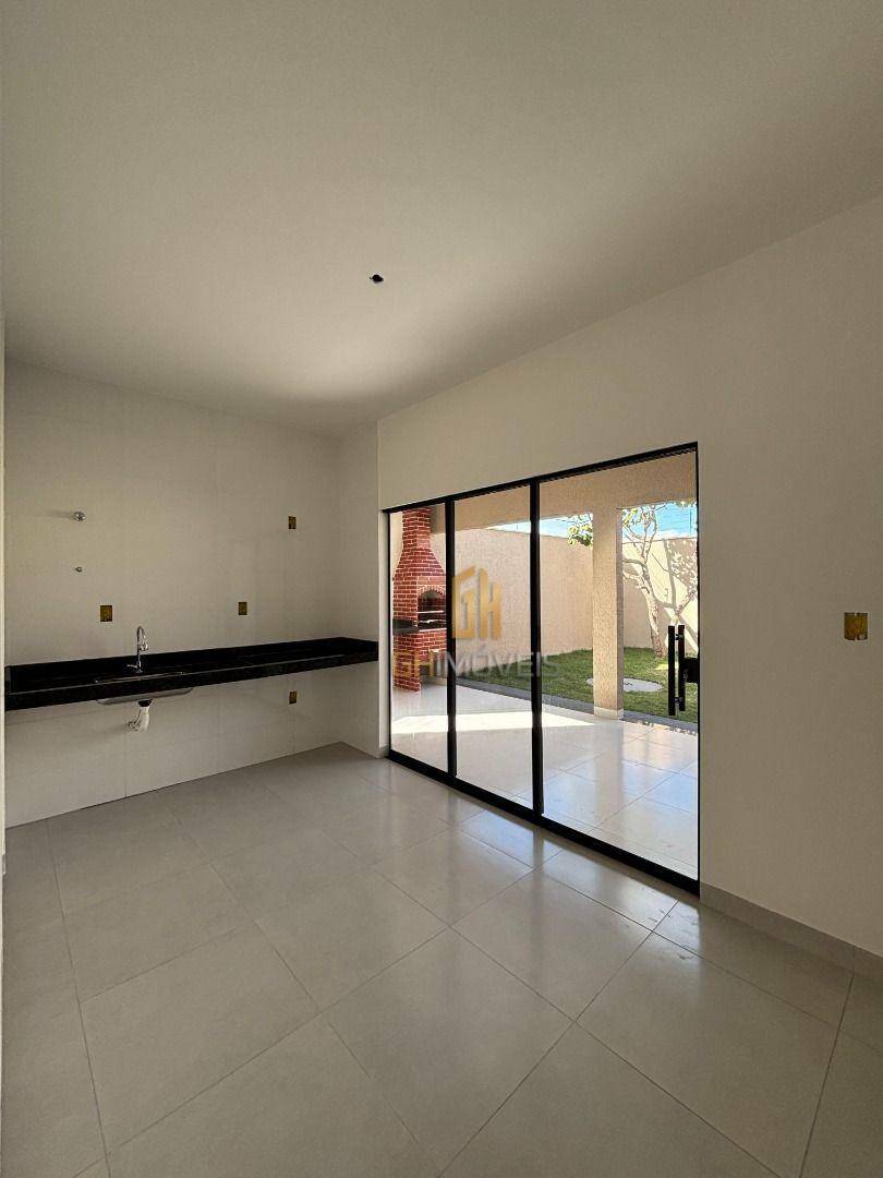 Casa à venda com 2 quartos, 90m² - Foto 9