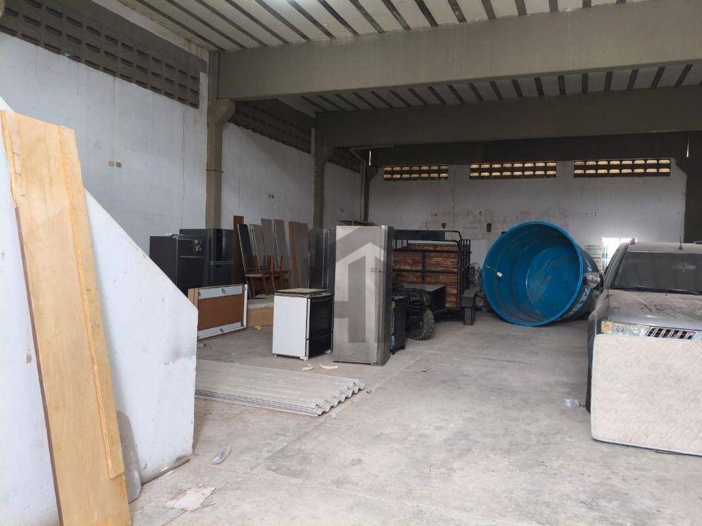 Depósito-Galpão, 700 m² - Foto 2