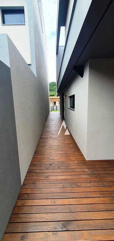 Casa à venda com 3 quartos, 164m² - Foto 6