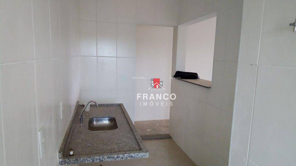 Apartamento à venda com 2 quartos, 46m² - Foto 15