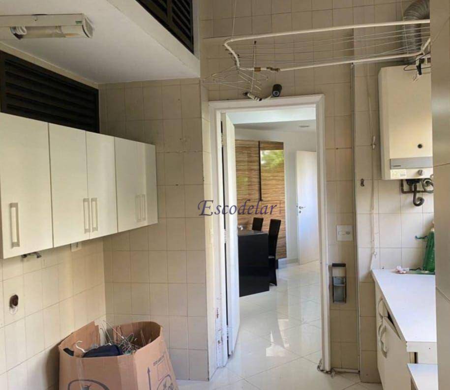 Apartamento à venda com 3 quartos, 210m² - Foto 17