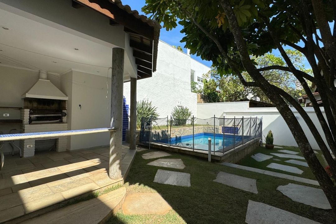 Casa de Condomínio à venda com 3 quartos, 360m² - Foto 20