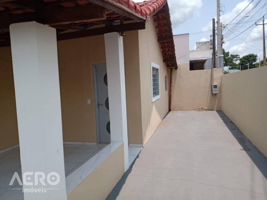 Casa à venda com 3 quartos, 180m² - Foto 2