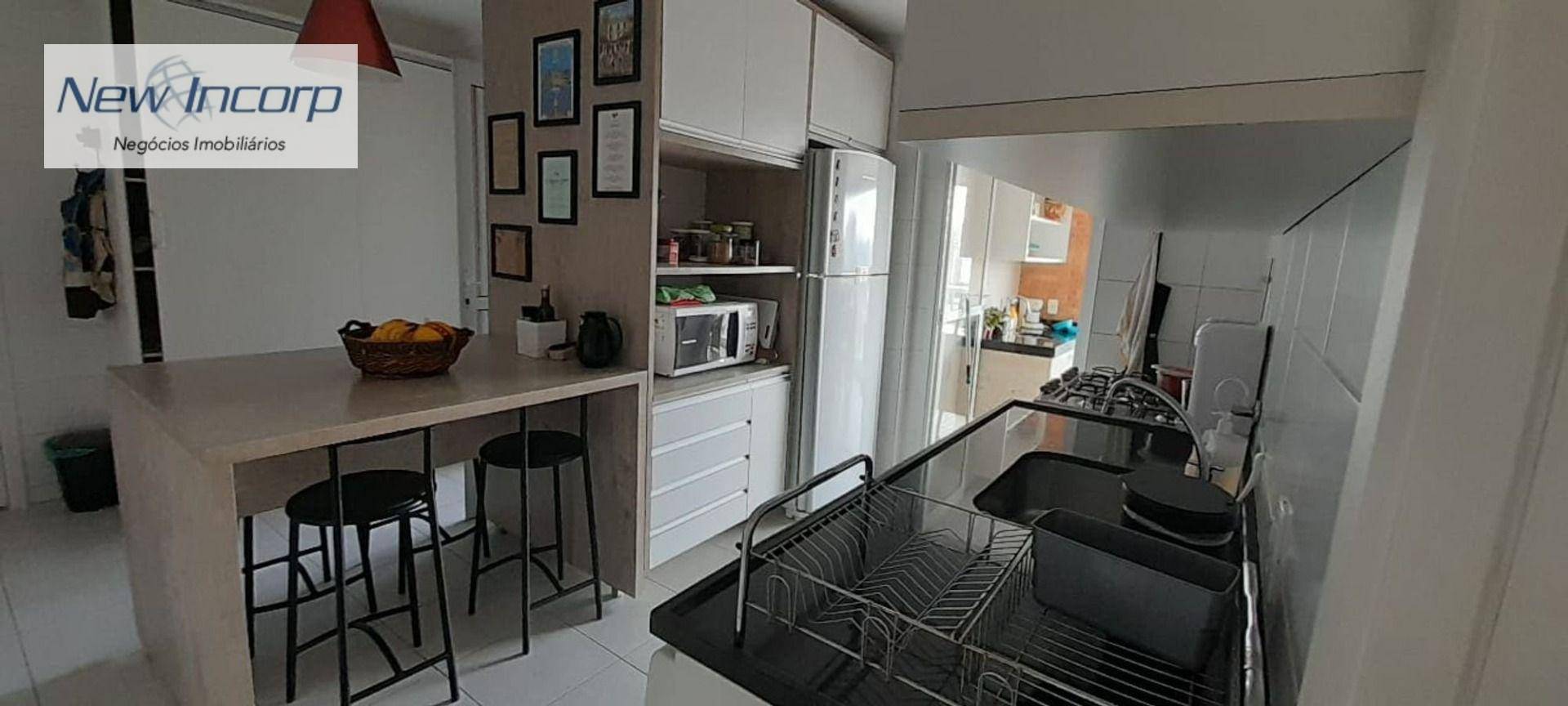 Apartamento à venda com 3 quartos, 140m² - Foto 3