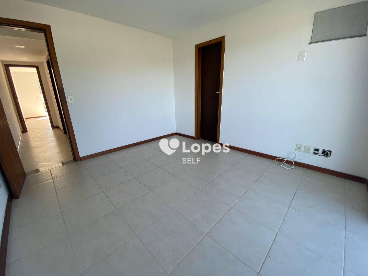 Casa à venda com 3 quartos, 179m² - Foto 7