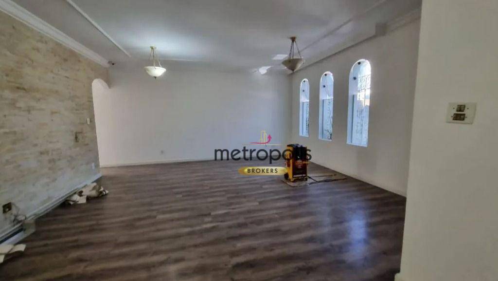 Sobrado para alugar com 3 quartos, 263m² - Foto 2