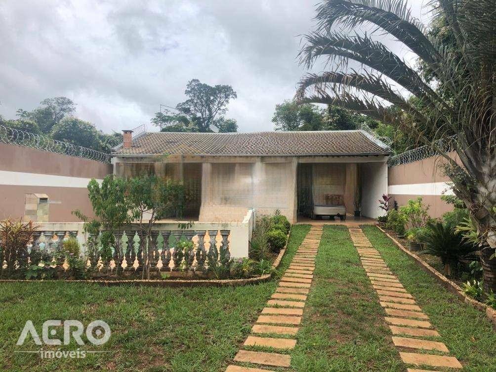 Casa, 2 quartos, 238 m² - Foto 1