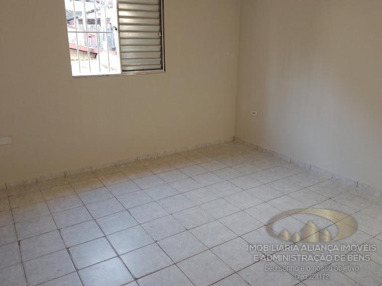 Casa para alugar com 2 quartos, 60m² - Foto 19