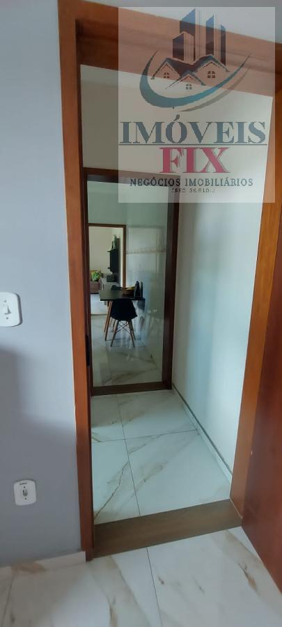 Casa à venda com 2 quartos, 90m² - Foto 17