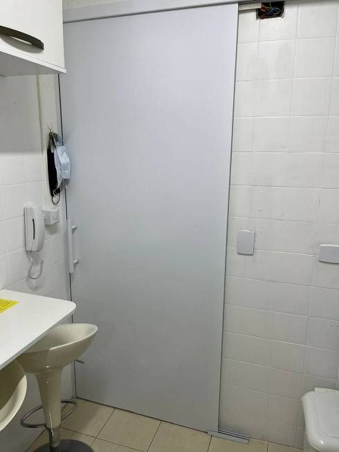 Apartamento para alugar com 1 quarto, 42m² - Foto 9