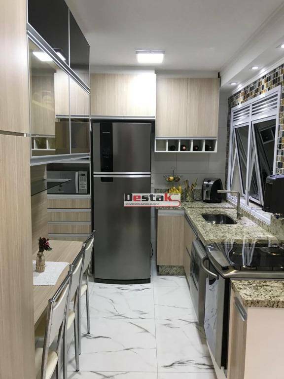 Apartamento à venda com 3 quartos, 130m² - Foto 14