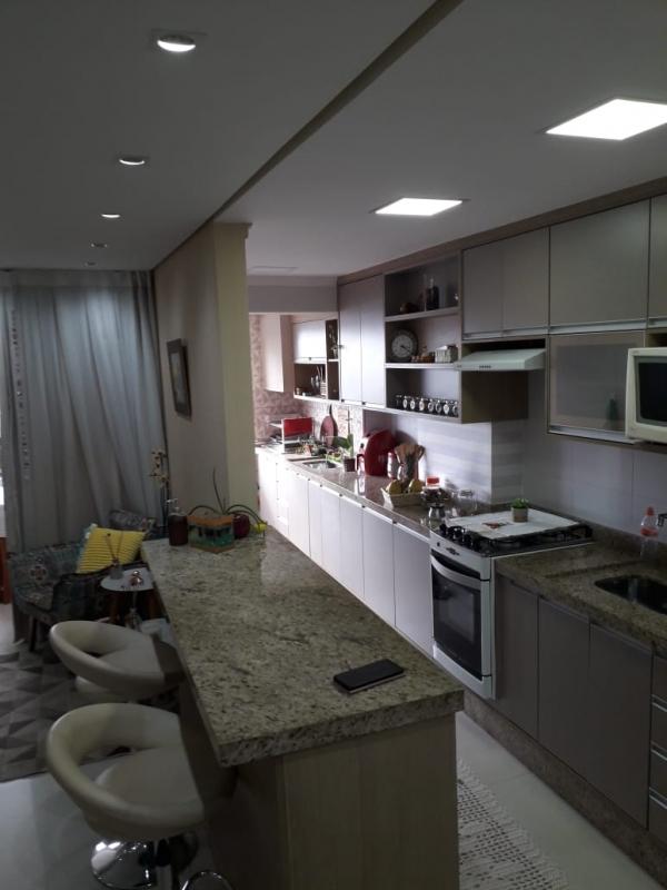 Apartamento à venda com 2 quartos, 58m² - Foto 6