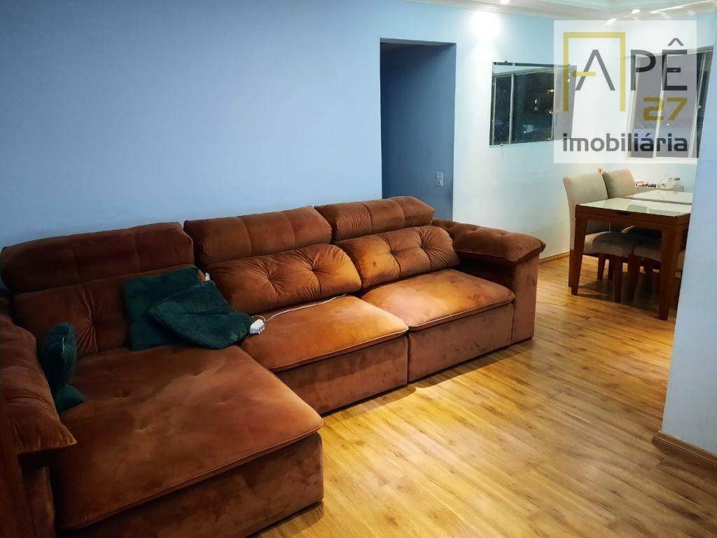 Apartamento à venda com 3 quartos, 66m² - Foto 2