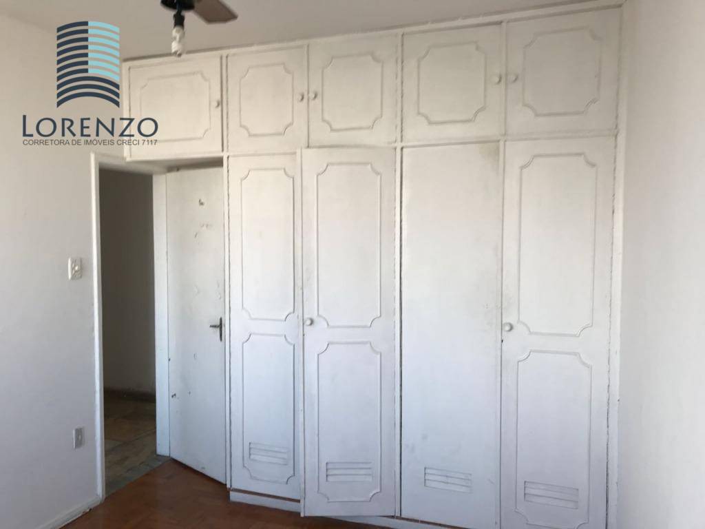 Apartamento à venda com 3 quartos, 130m² - Foto 16