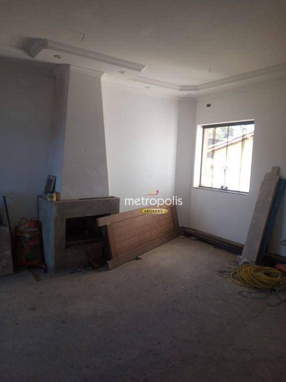 Sobrado à venda com 3 quartos, 400m² - Foto 2