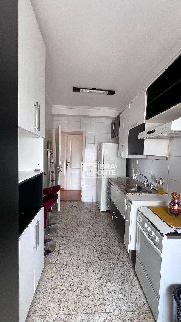 Apartamento para alugar com 3 quartos, 73m² - Foto 5