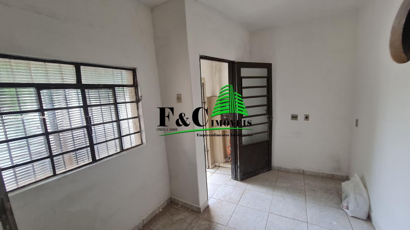 Casa à venda com 1 quarto, 67m² - Foto 4