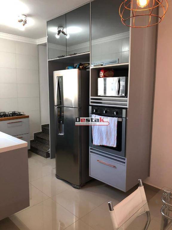 Cobertura à venda com 2 quartos, 110m² - Foto 1