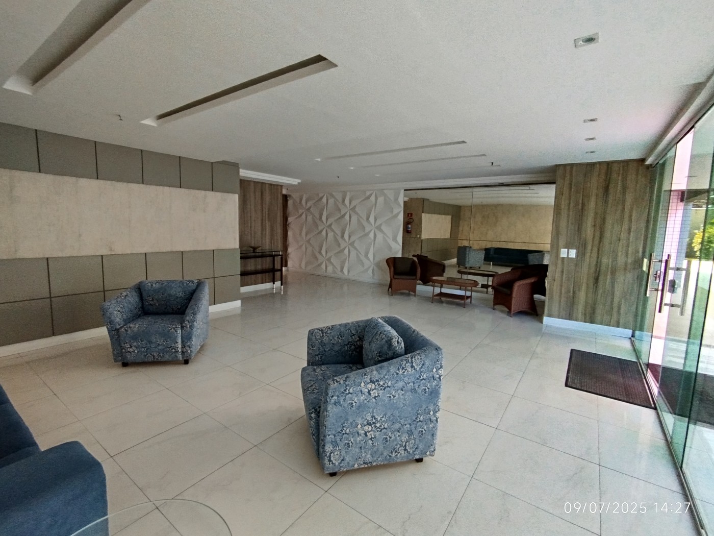 Apartamento para alugar com 3 quartos, 131m² - Foto 18
