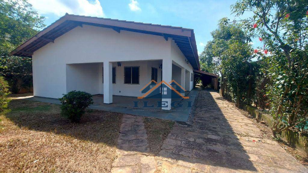 Casa à venda com 3 quartos, 251m² - Foto 6