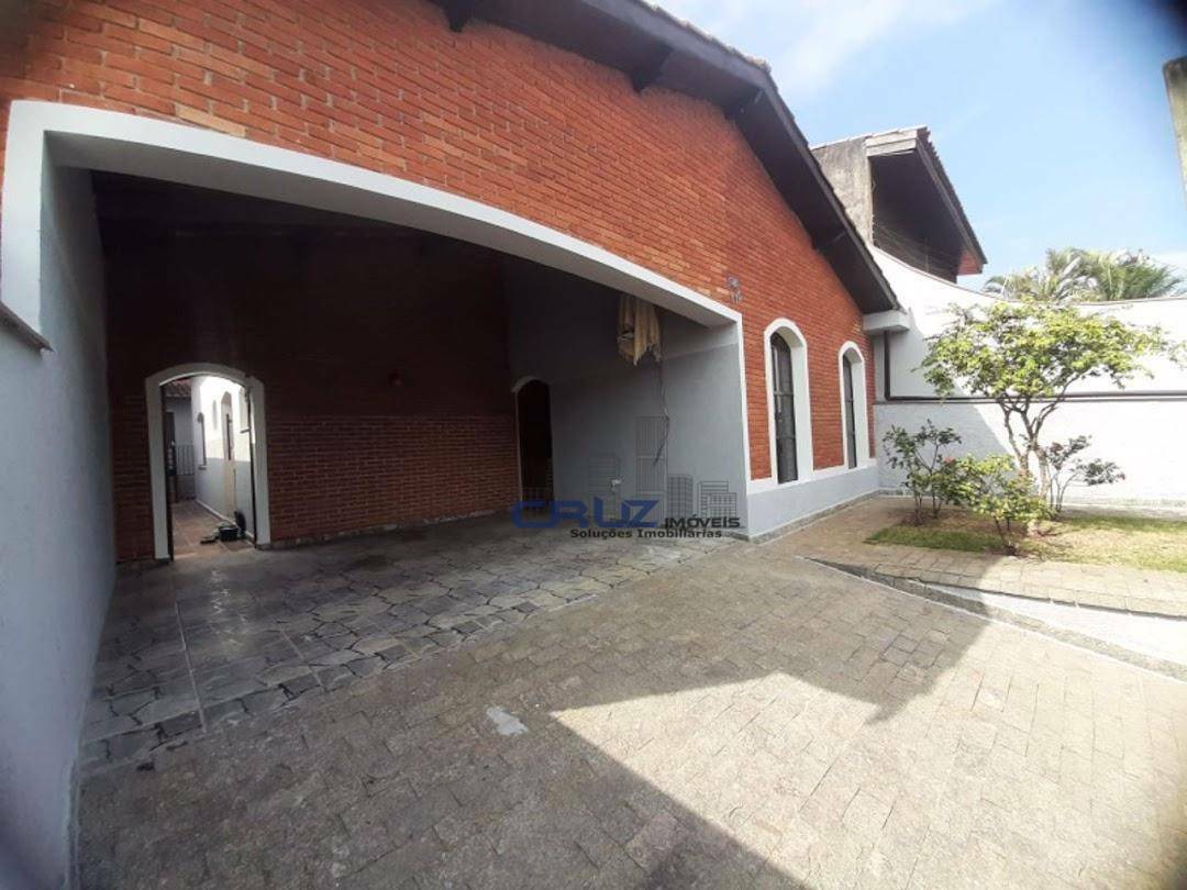 Casa à venda com 3 quartos, 165m² - Foto 1