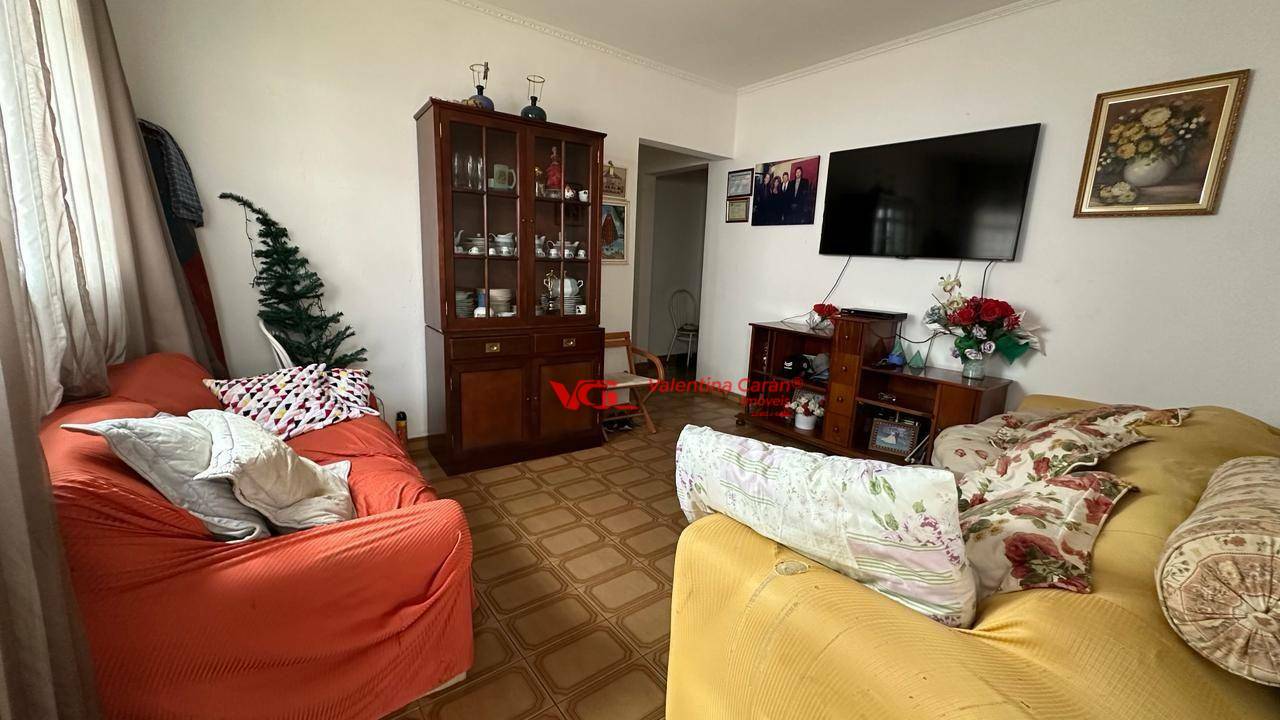 Casa à venda com 4 quartos, 220m² - Foto 5