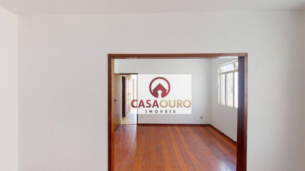 Apartamento à venda com 4 quartos, 140m² - Foto 3