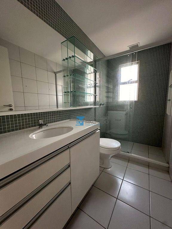 Apartamento à venda com 3 quartos, 210m² - Foto 28