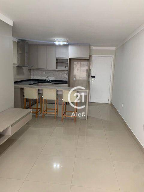 Apartamento para alugar com 2 quartos, 69m² - Foto 7