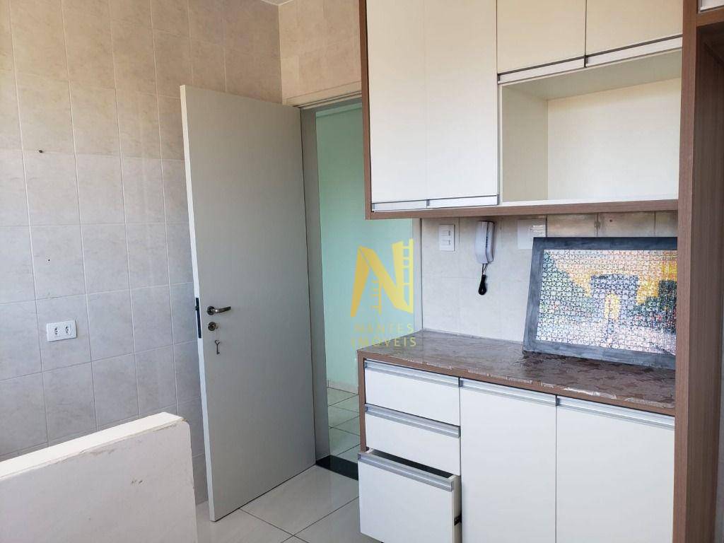 Apartamento à venda com 2 quartos, 53m² - Foto 4