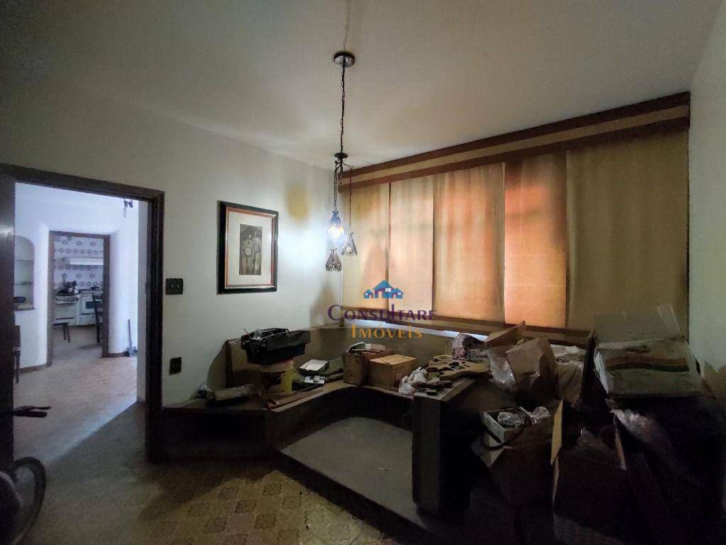 Casa para alugar com 4 quartos, 450m² - Foto 17