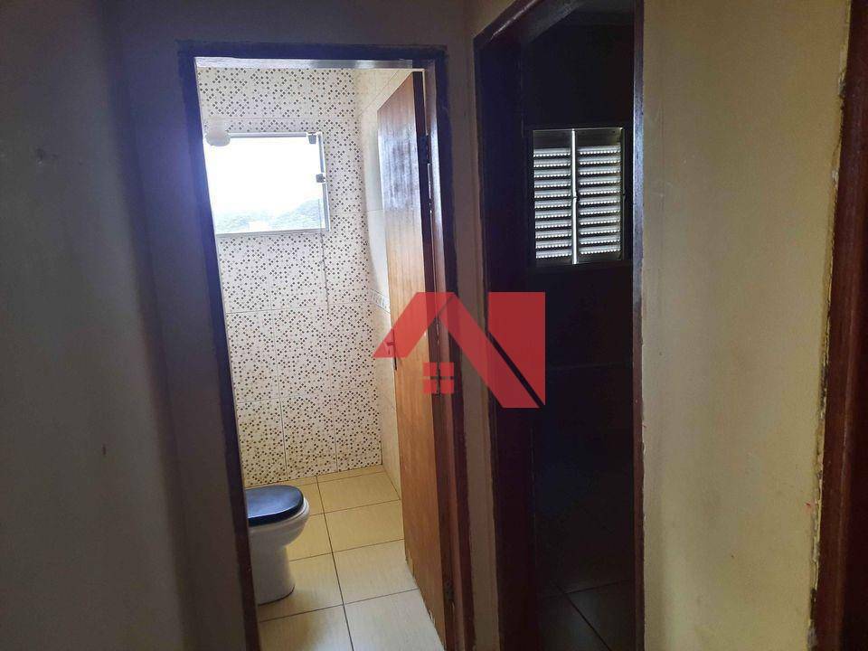 Casa à venda com 2 quartos, 162m² - Foto 13