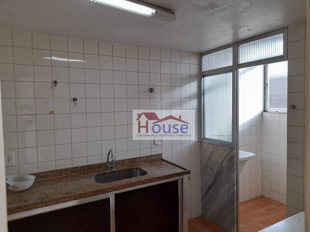 Apartamento à venda com 2 quartos, 85m² - Foto 11