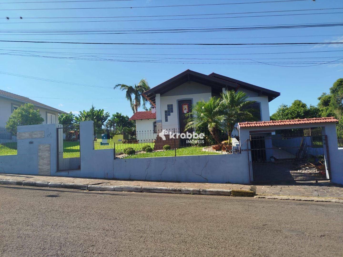 Casa à venda com 4 quartos, 218m² - Foto 1