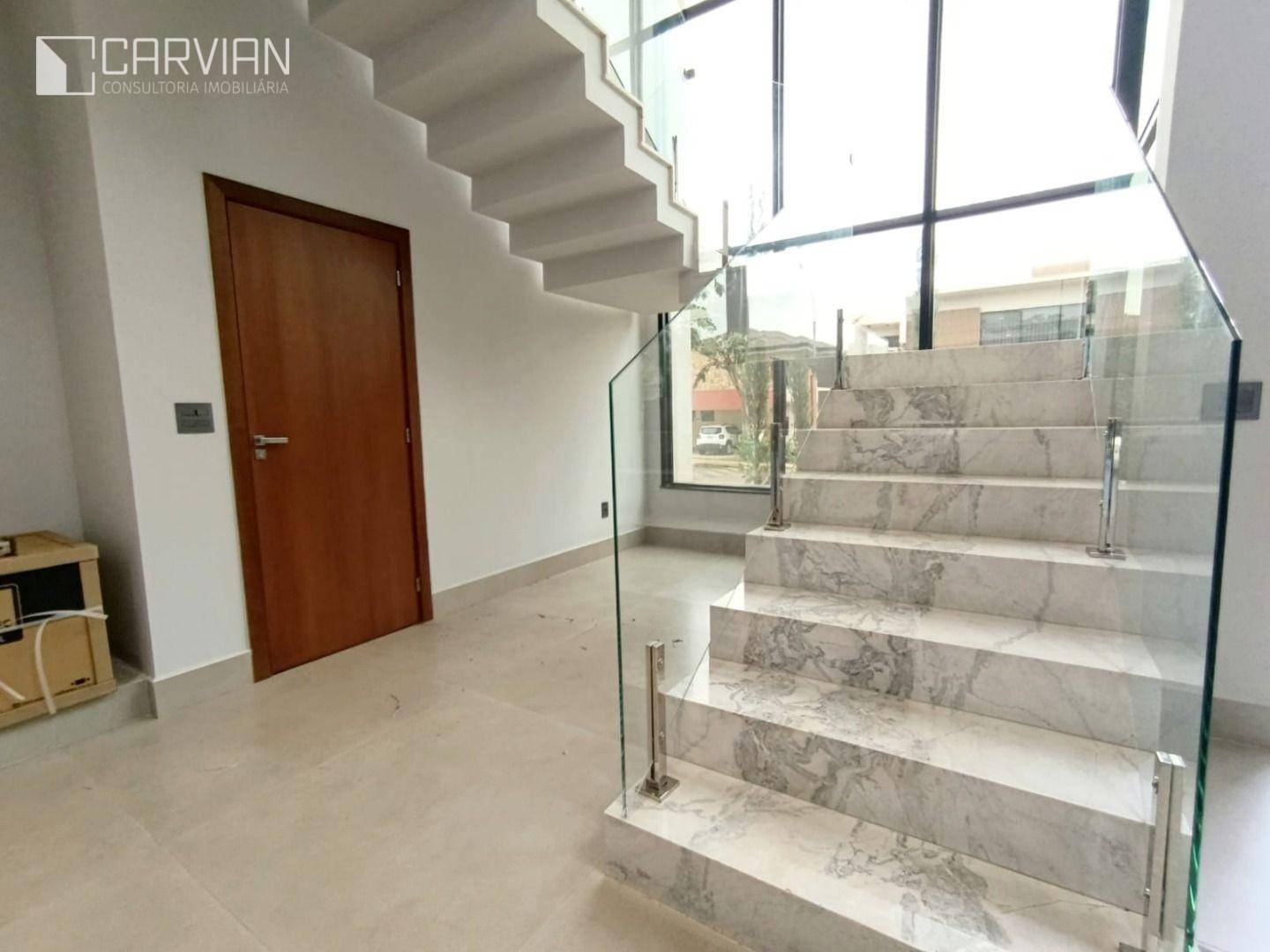 Sobrado à venda com 4 quartos, 364m² - Foto 8