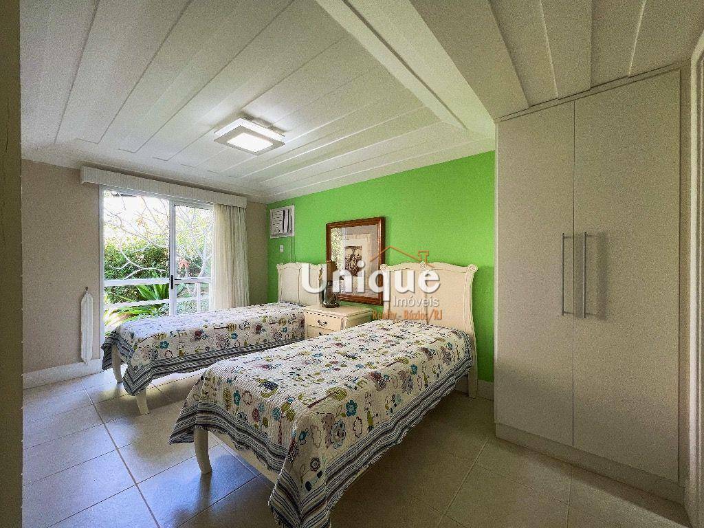 Casa de Condomínio à venda com 4 quartos, 200m² - Foto 35