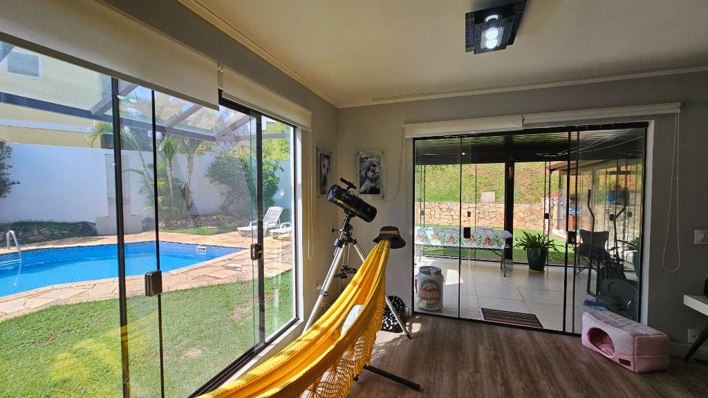 Casa de Condomínio à venda com 4 quartos, 303m² - Foto 12