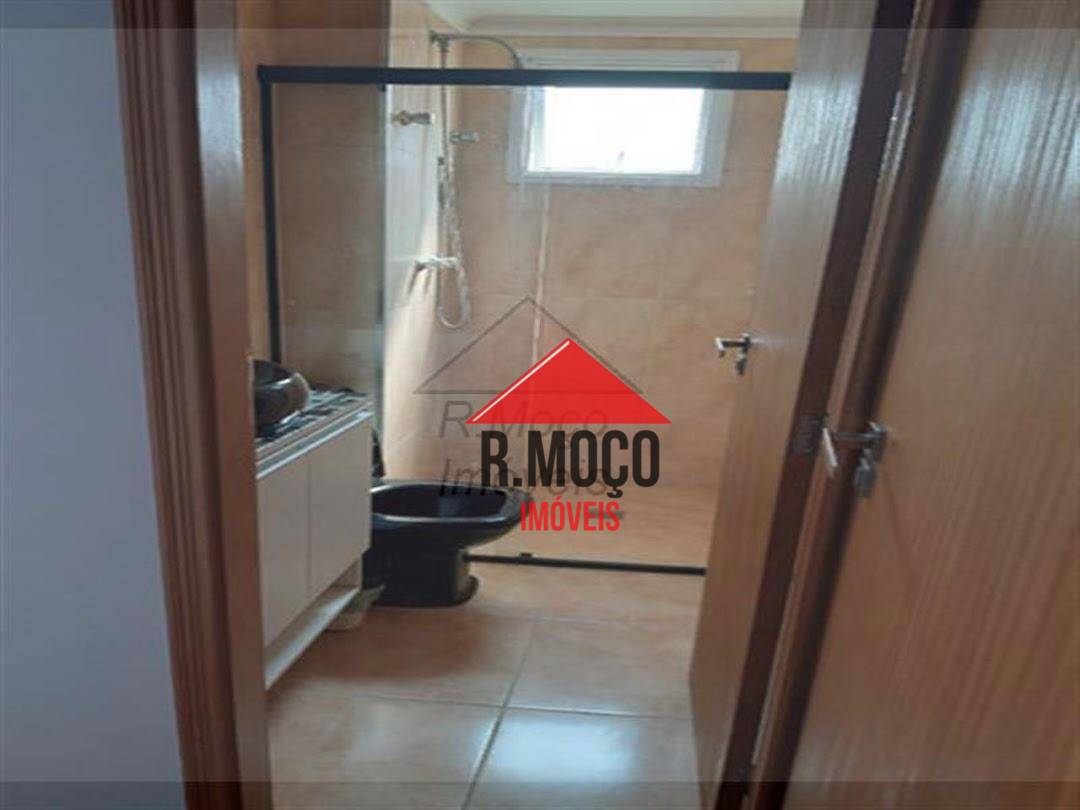 Apartamento à venda com 3 quartos, 64m² - Foto 18