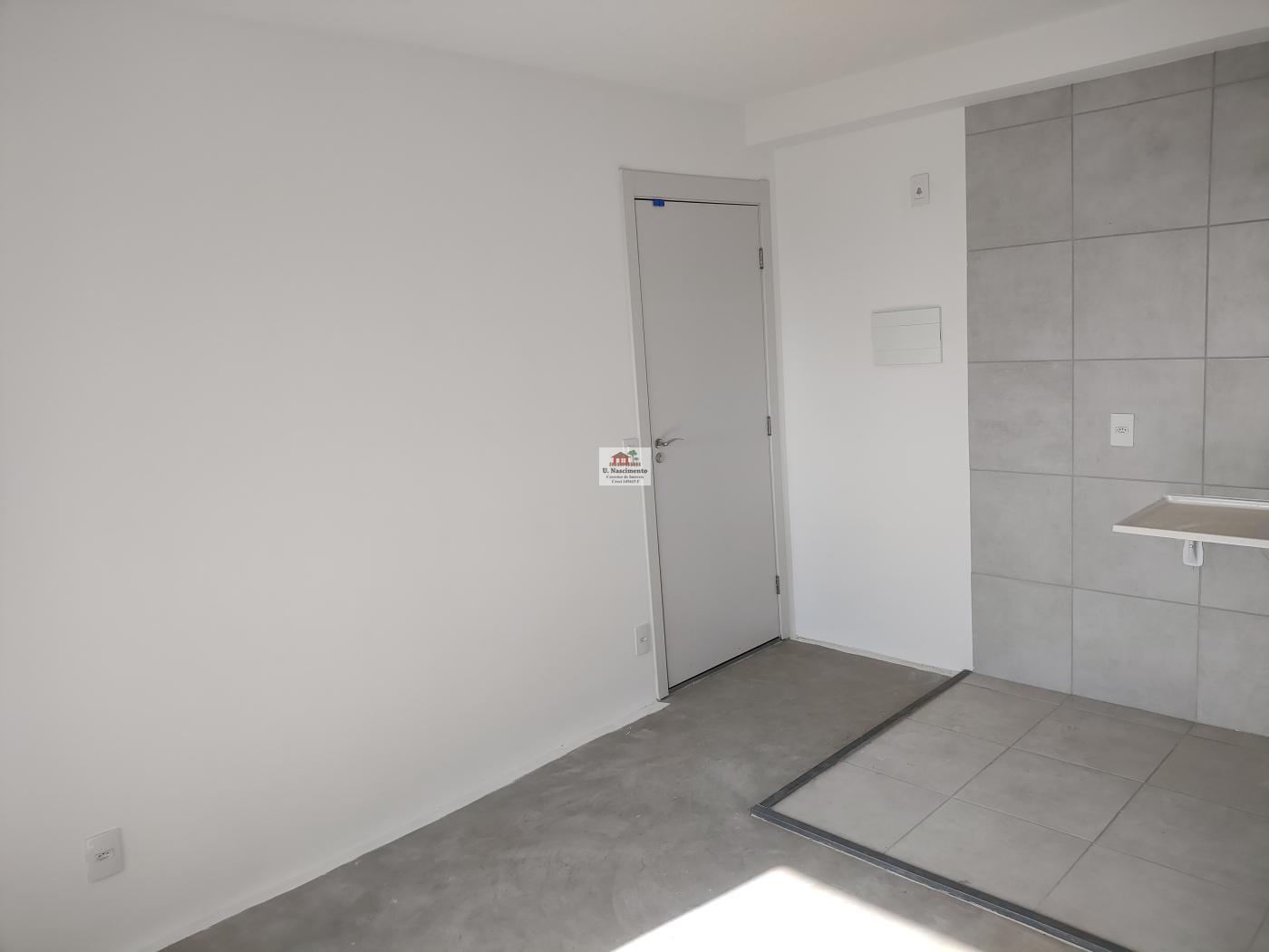 Apartamento à venda com 2 quartos, 40m² - Foto 2