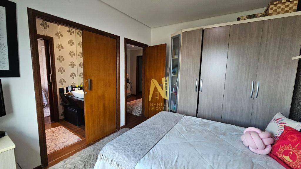 Casa de Condomínio à venda com 3 quartos, 227m² - Foto 26