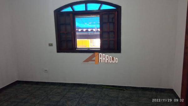 Sobrado à venda com 4 quartos, 300m² - Foto 7