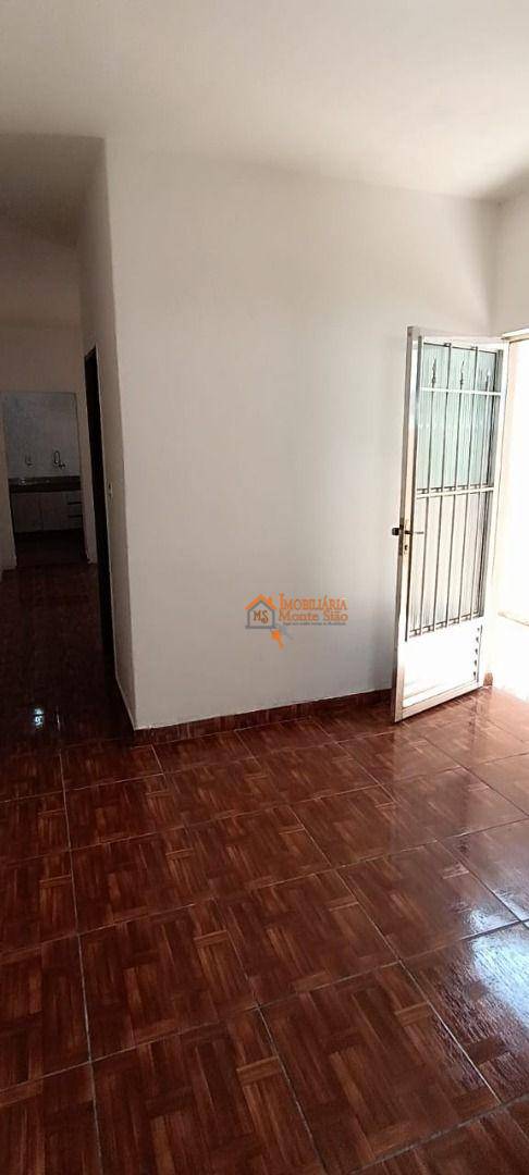 Casa à venda com 4 quartos, 200m² - Foto 17