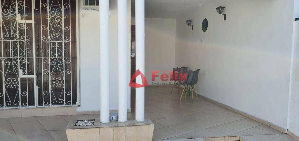 Casa à venda com 5 quartos, 155m² - Foto 24