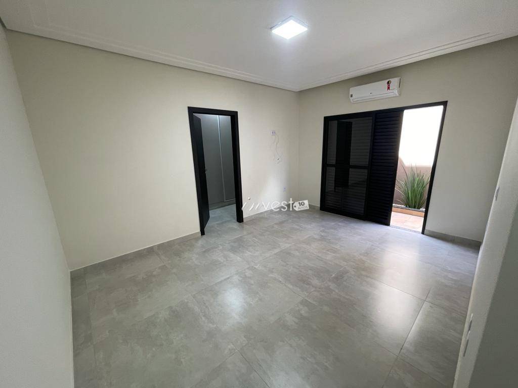 Casa de Condomínio à venda com 4 quartos, 278m² - Foto 15