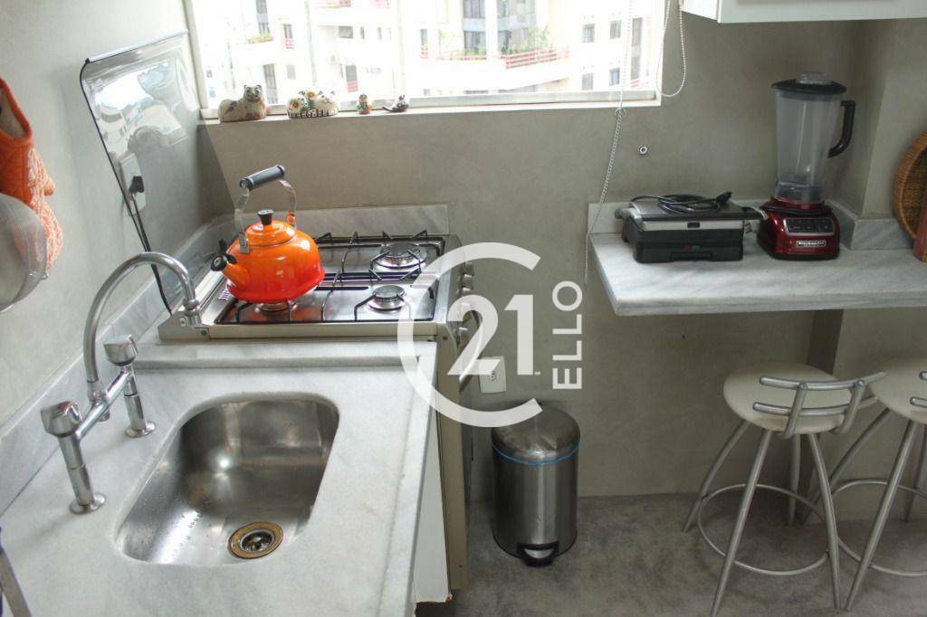 Apartamento à venda com 2 quartos, 75m² - Foto 17