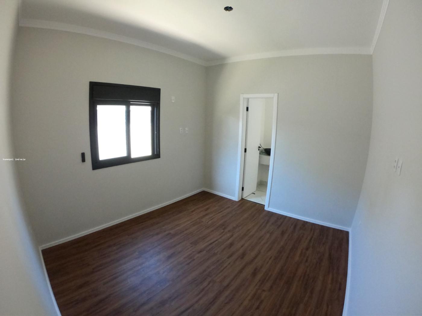 Casa à venda com 3 quartos, 160m² - Foto 9