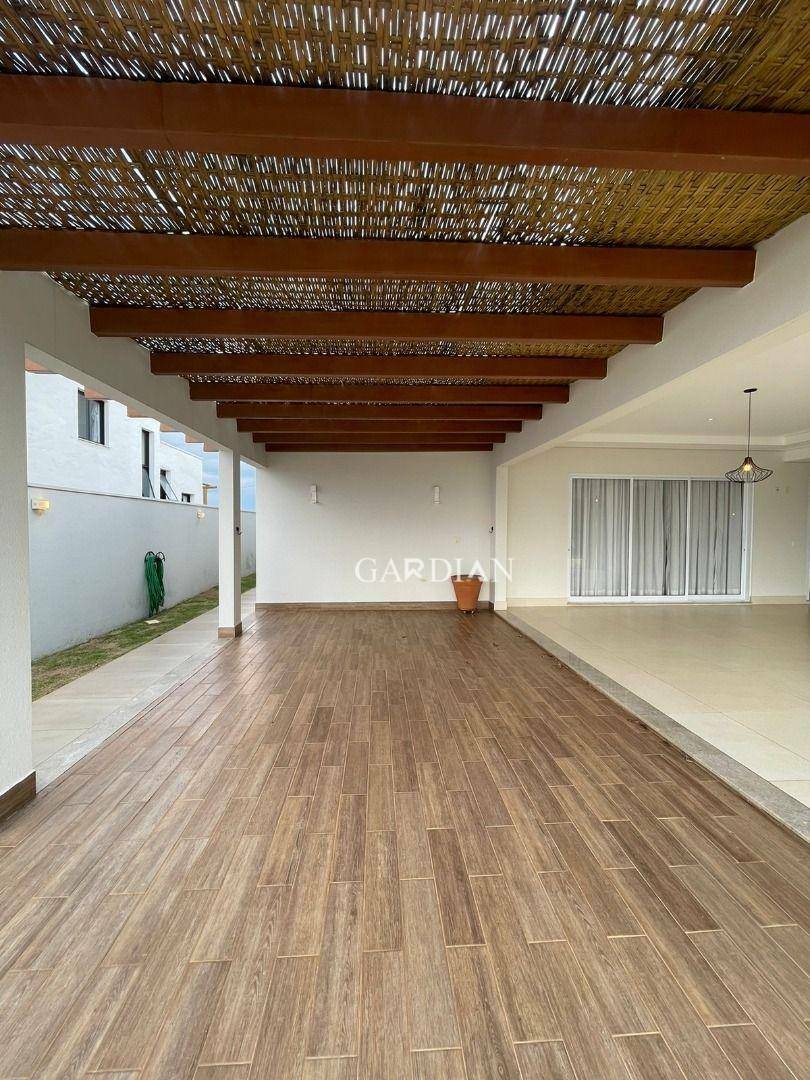 Casa de Condomínio à venda com 3 quartos, 332m² - Foto 13