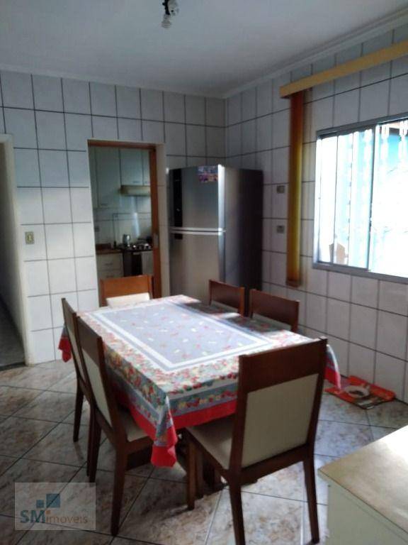 Casa à venda com 3 quartos, 214m² - Foto 12