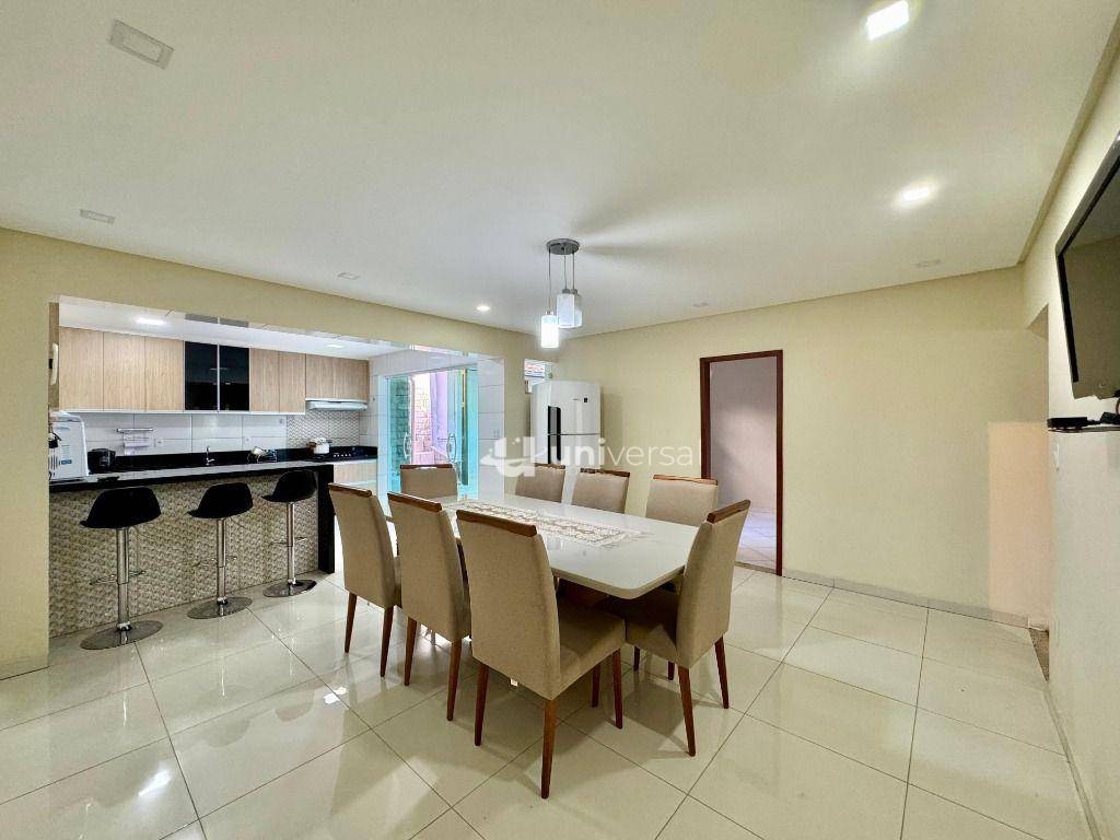 Casa, 3 quartos, 232 m² - Foto 4